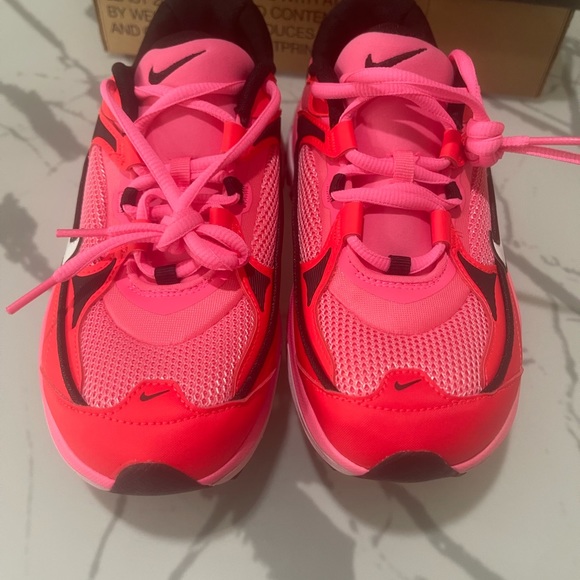 New Woman Air Max Bliss  Size 8 - Picture 8 of 8